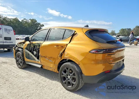 2024 Dodge Hornet Gt z USA, uszkodzony, nr VIN ZACNDFAN9R3A18194